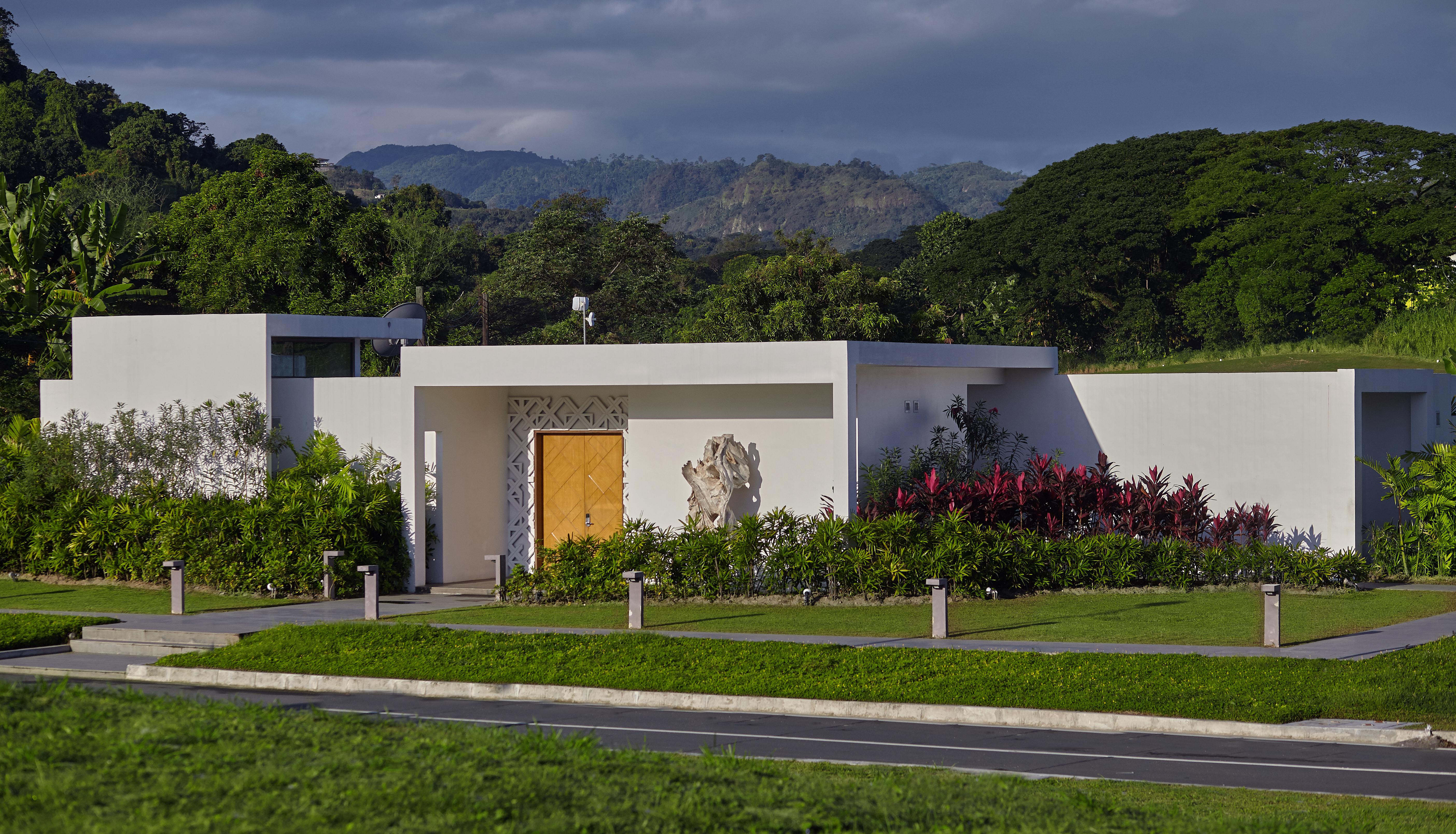 Quest Plus Conference Center, Clark Clark Field Buitenkant foto