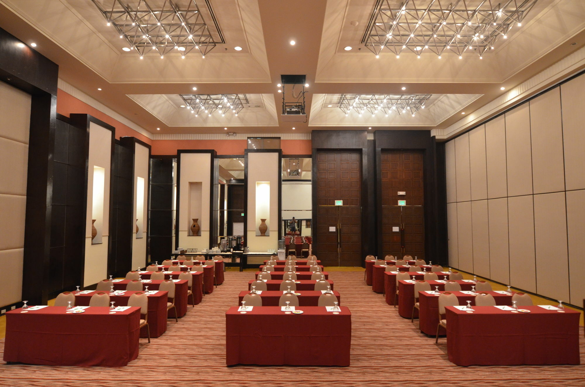 Quest Plus Conference Center, Clark Clark Field Buitenkant foto